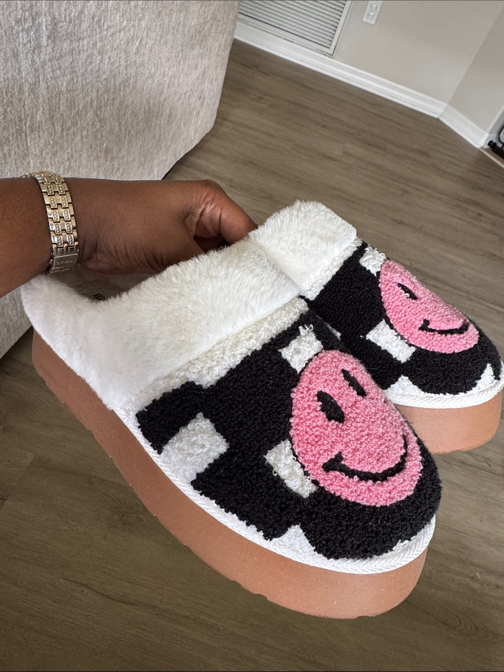 Smiley Face Platform Slippers 😊💗✨ - Picture 2 of 4